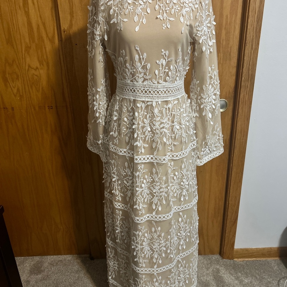 Veiled Collection Embroidered White Lace Dress